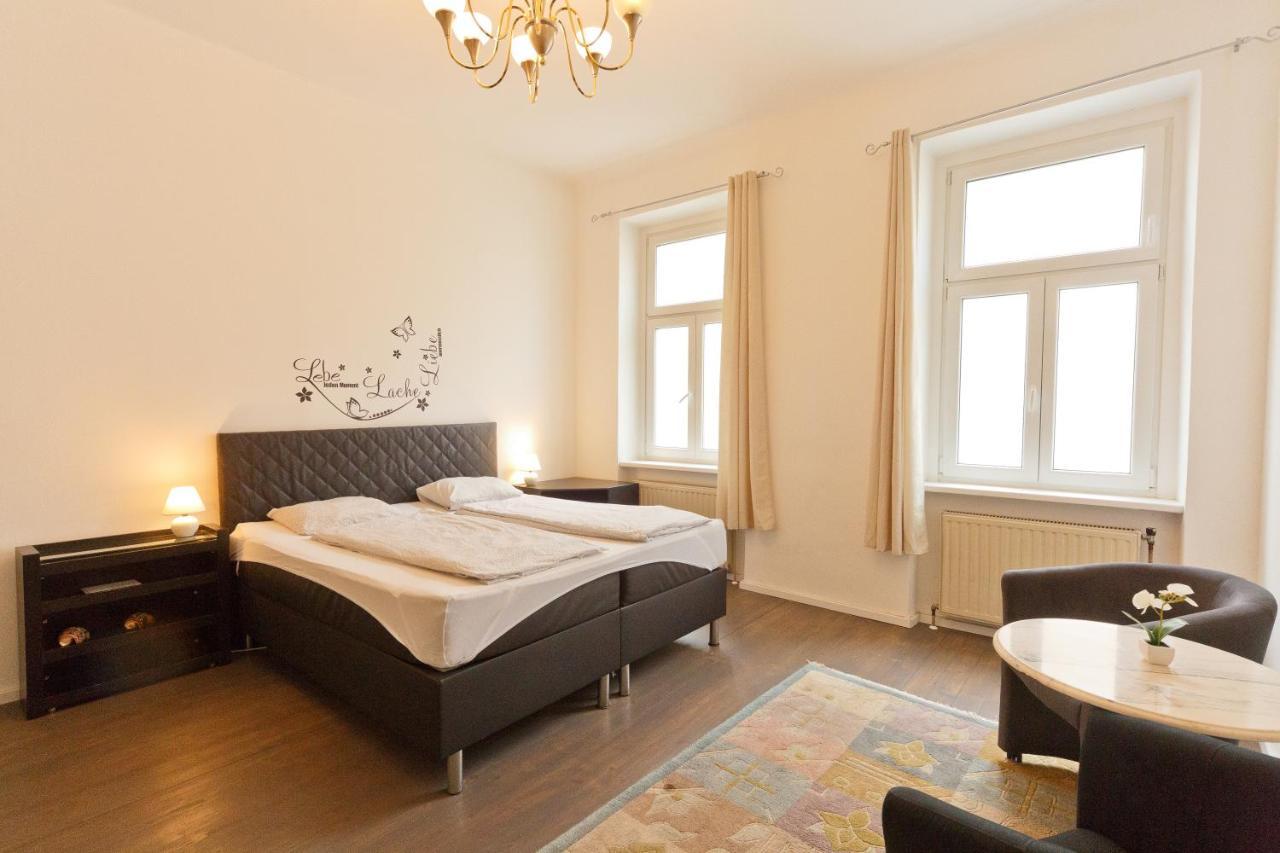 Apartments In Vienna Near Schoenbrunn & Westbahnhof - Keyless Check-In Exterior photo