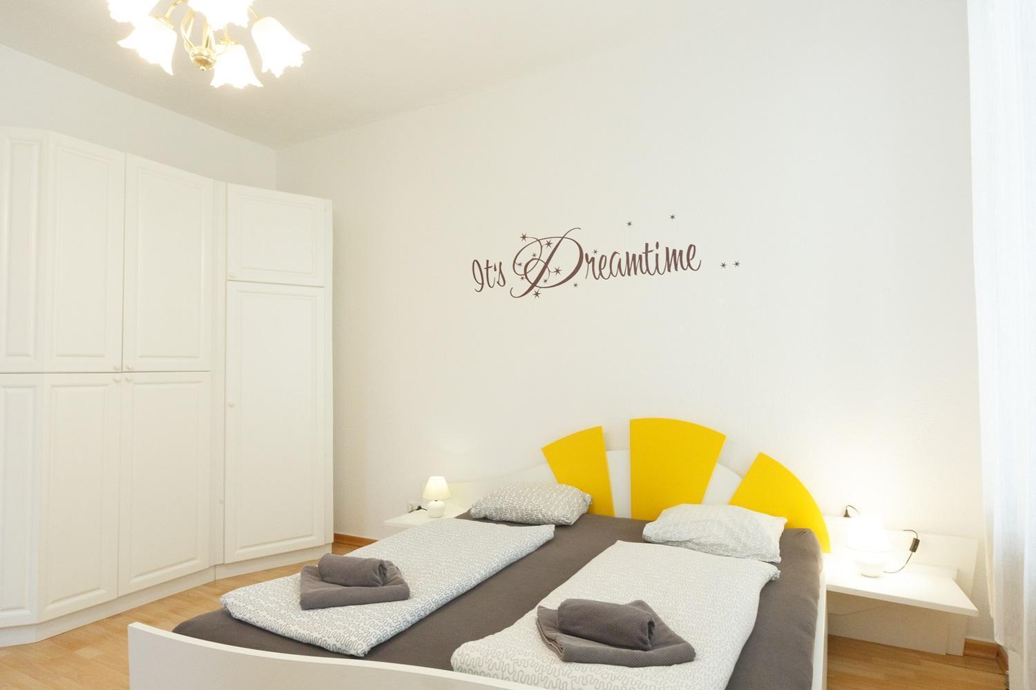 Apartments In Vienna Near Schoenbrunn & Westbahnhof - Keyless Check-In Exterior photo